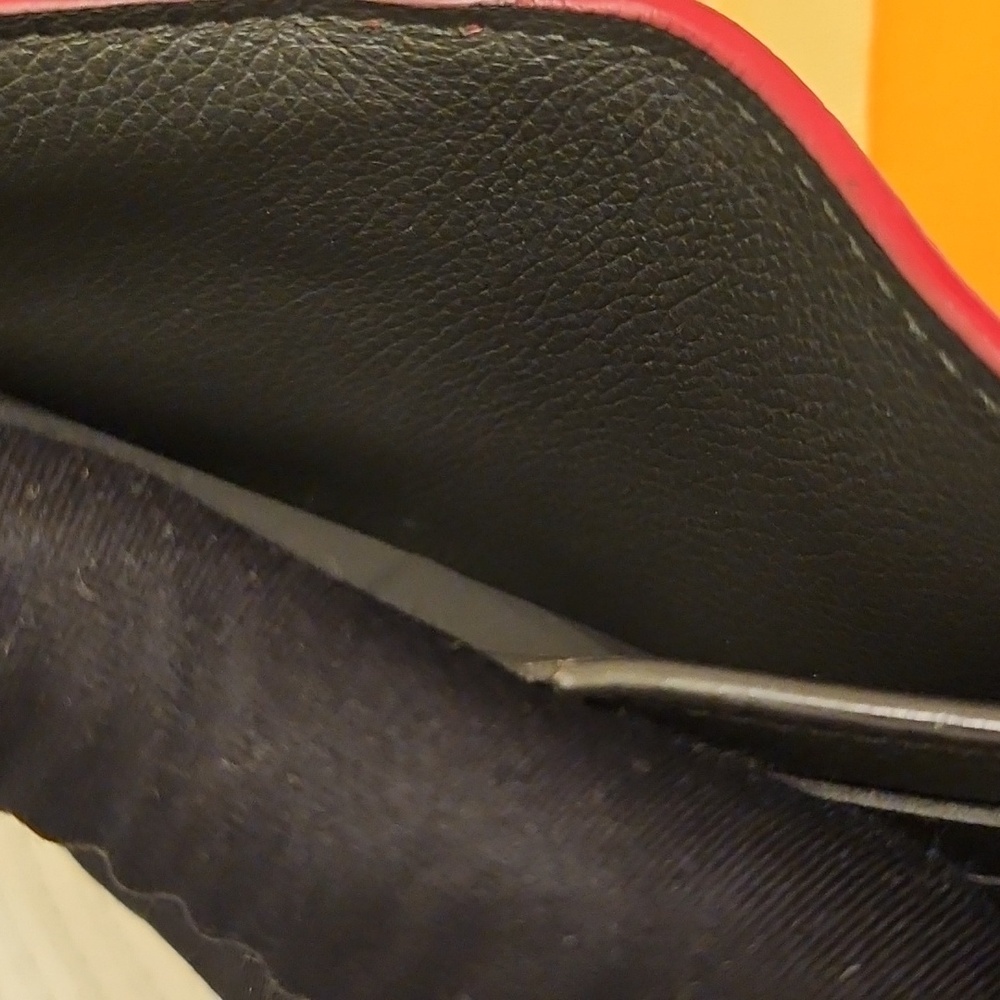 🔴SOLD🔴 Louis Vuitton Lockme Red and Cream Women's Wallet - Picture 12 of 13